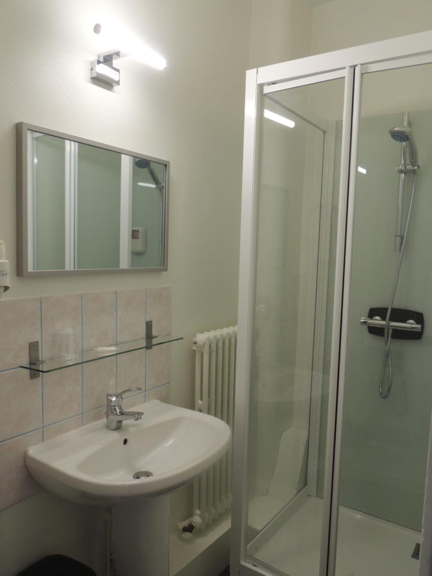 Hotel Le Gue De Genes Ambrieres Les Vallees Zewnętrze zdjęcie